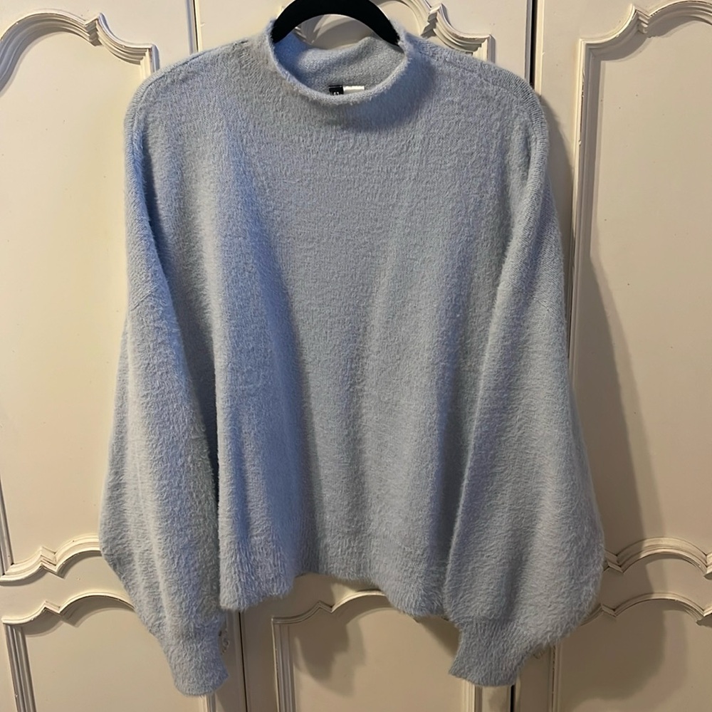 H&M sweater